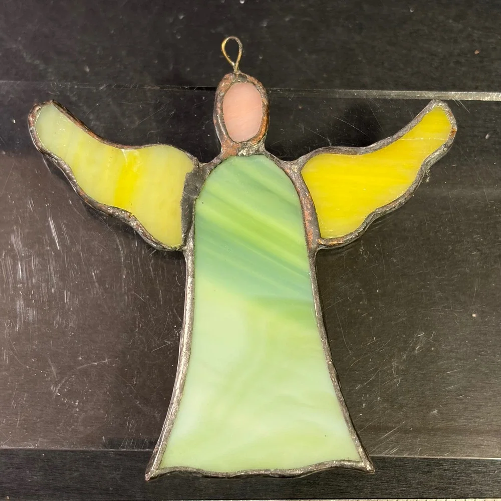 Vintage Handmade Stained Slag Glass Angel Suncatcher Ornament Green Yellow 4
